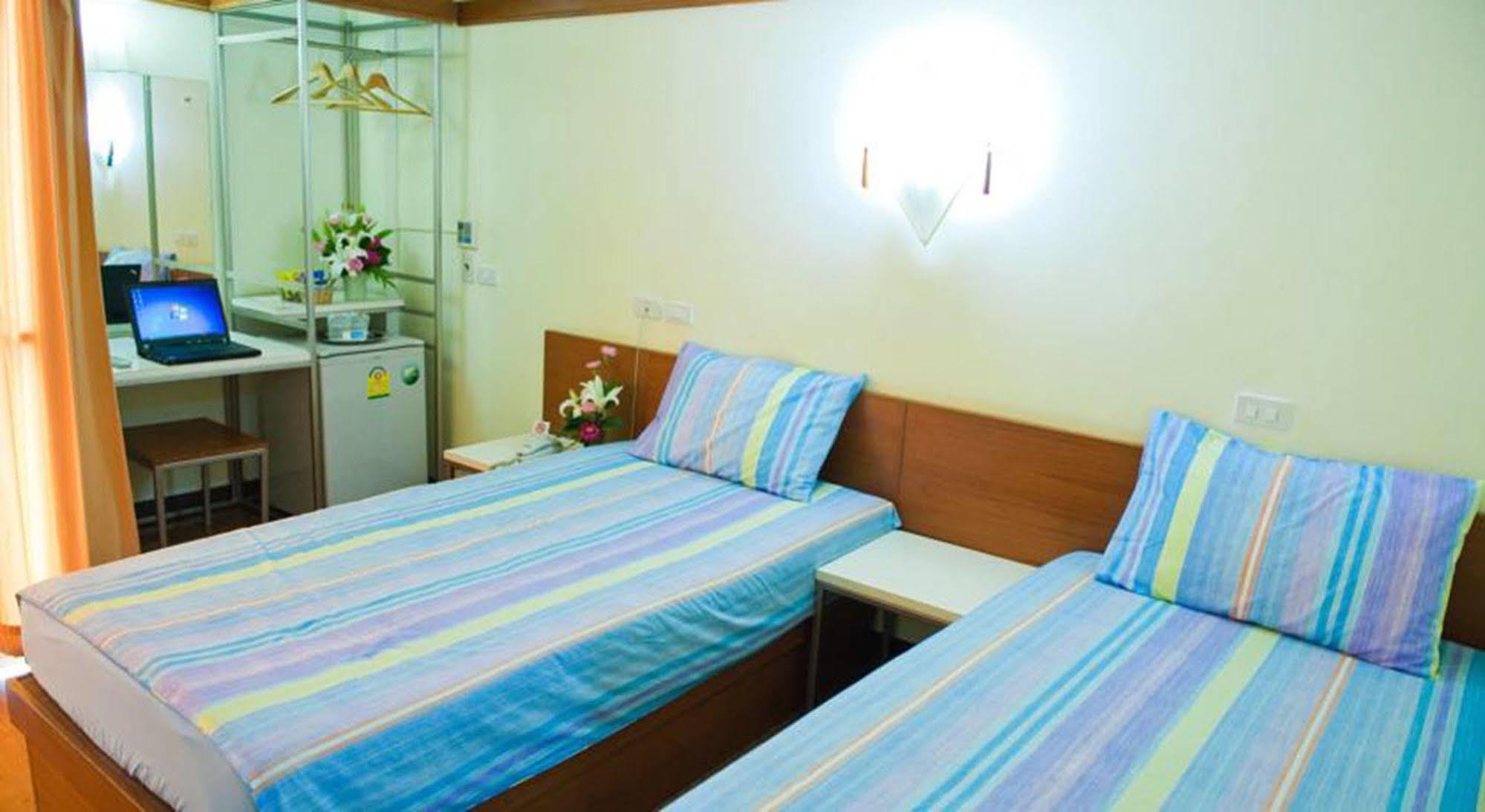 Mad Monkey Hostel بانكوك المظهر الخارجي الصورة